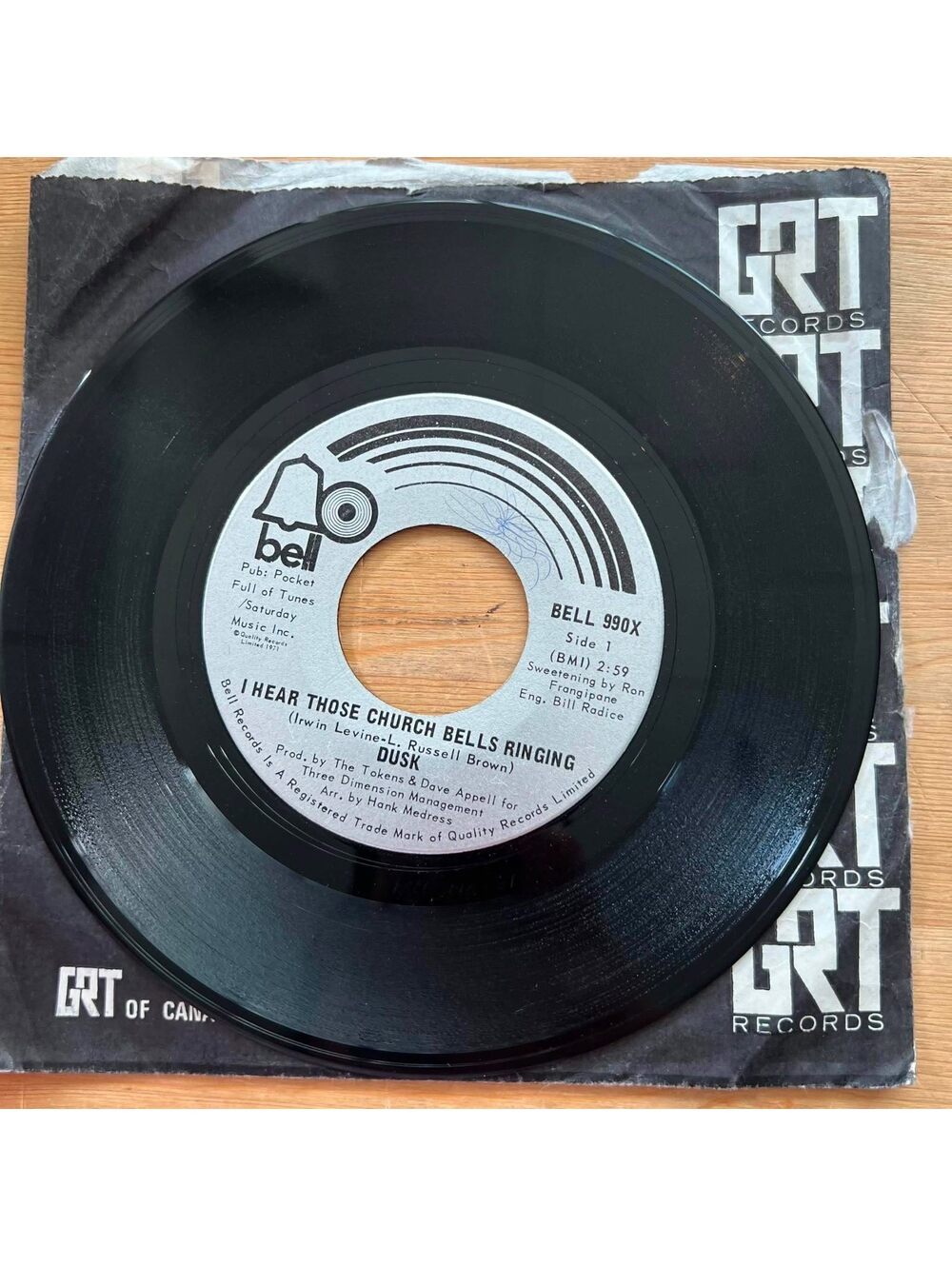 Dusk - I Hear those Church Bells Ringing/I cannot See to See You 45rpm VG+ R08